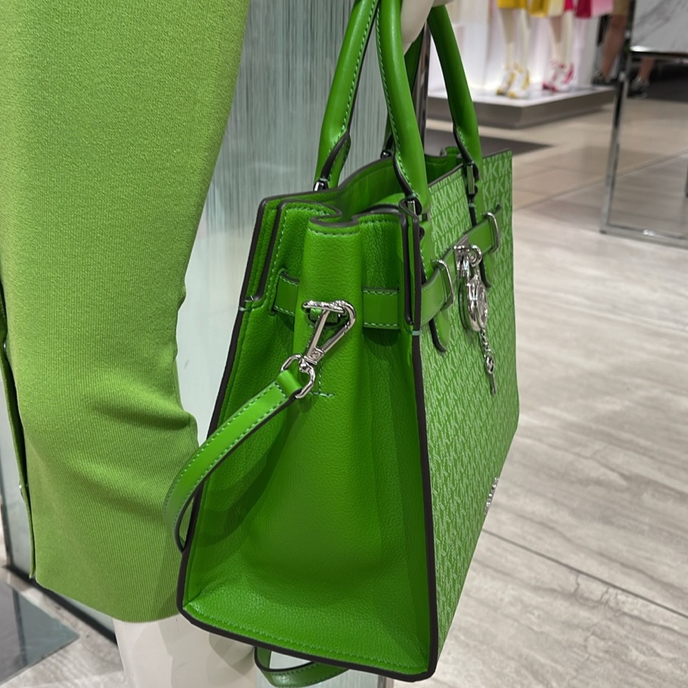 Michael Kors Hamilton Medium Signature Logo Satchel
Jungle Green
NWT - Picture 15 of 16